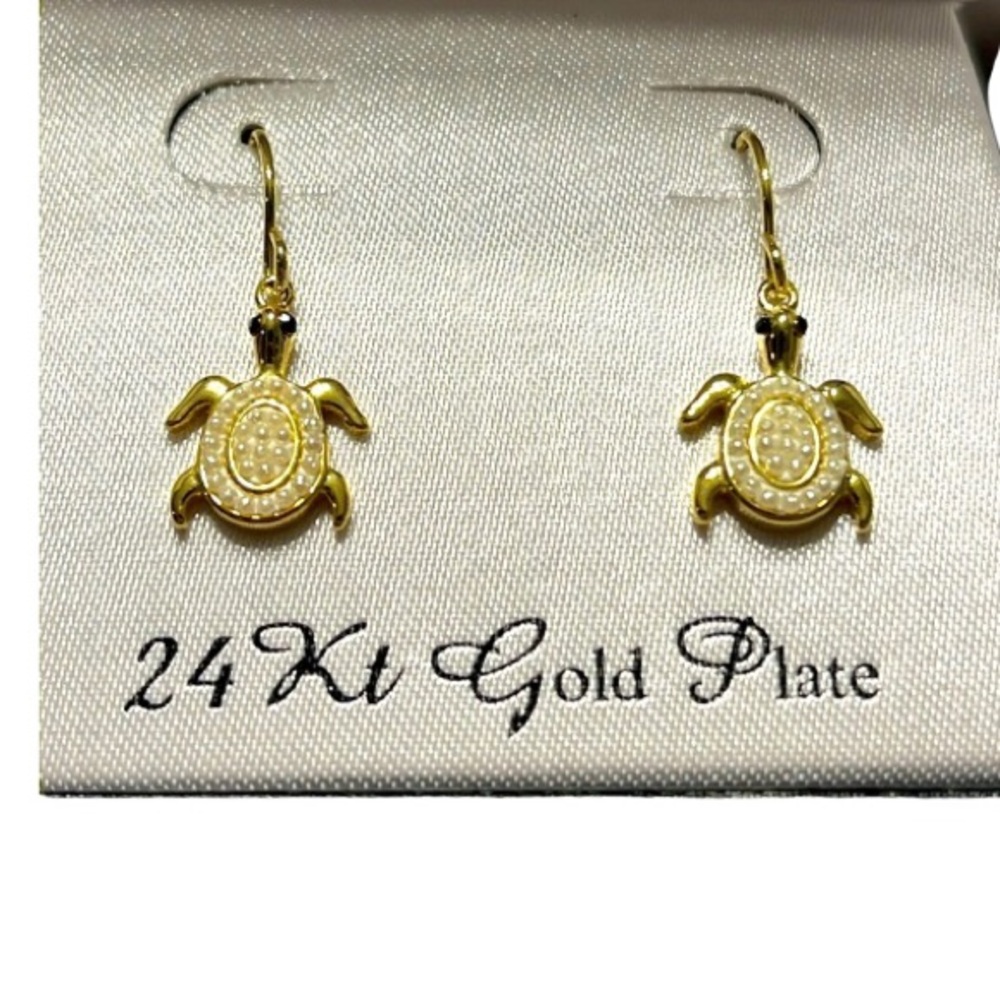 24Kt Gold Plated Turtle Earrings. NWT